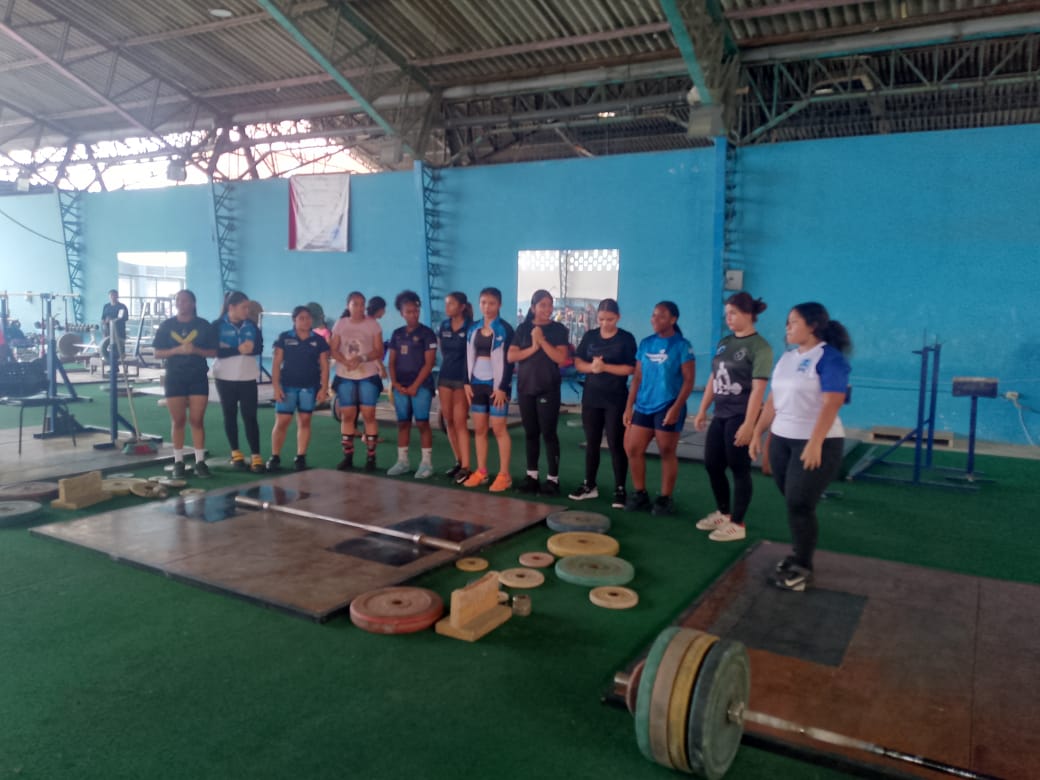 LEVANTAMIENTO DE PESAS CAMPEINATO NACIONAL INFANTIL